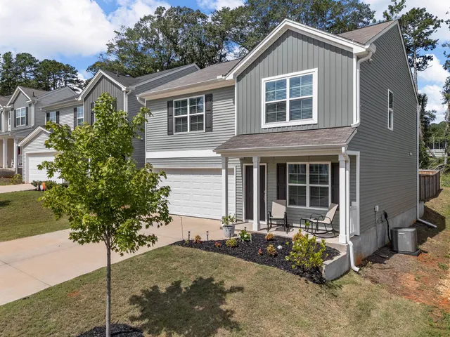 $279,900 | 329 Carramore Drive, Inman, SC 29349