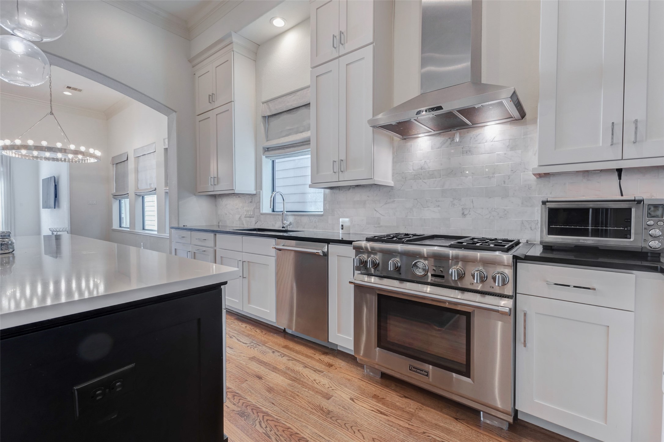 4220 Law Street Houston, TX 77005 - Photo 13 of 49