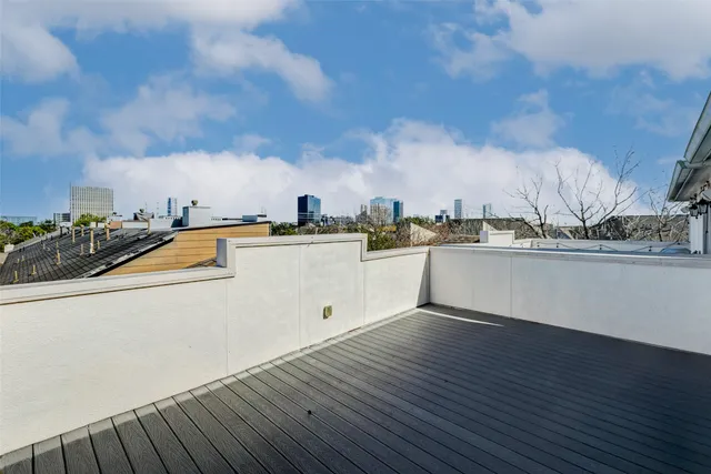 $1,000,000 | 4220 Law Street, Houston, TX 77005