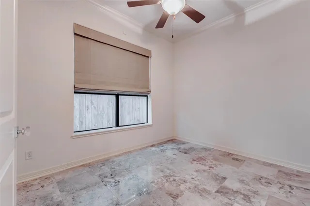 $1,000,000 | 4220 Law Street, Houston, TX 77005