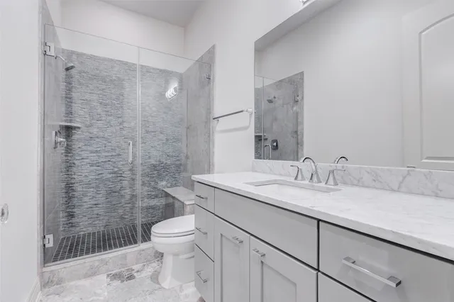 $1,000,000 | 4220 Law Street, Houston, TX 77005