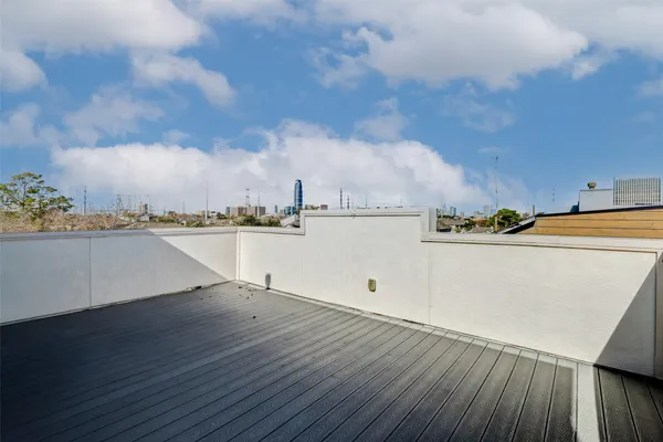 $1,000,000 | 4220 Law Street, Houston, TX 77005