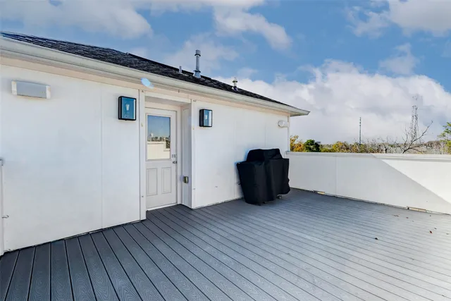 $1,000,000 | 4220 Law Street, Houston, TX 77005