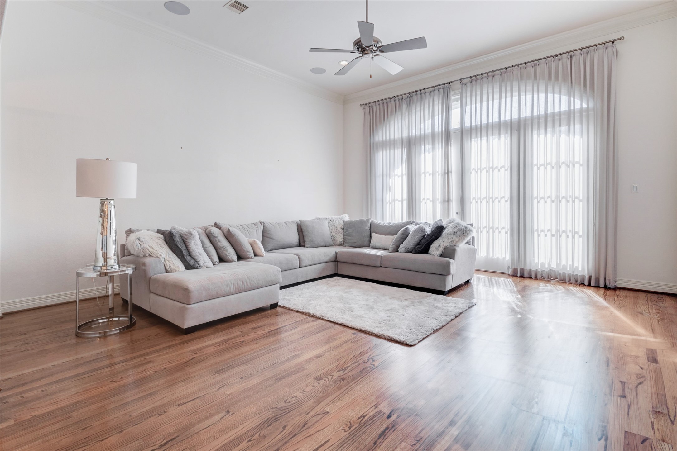 4220 Law Street Houston, TX 77005 - Photo 5 of 49