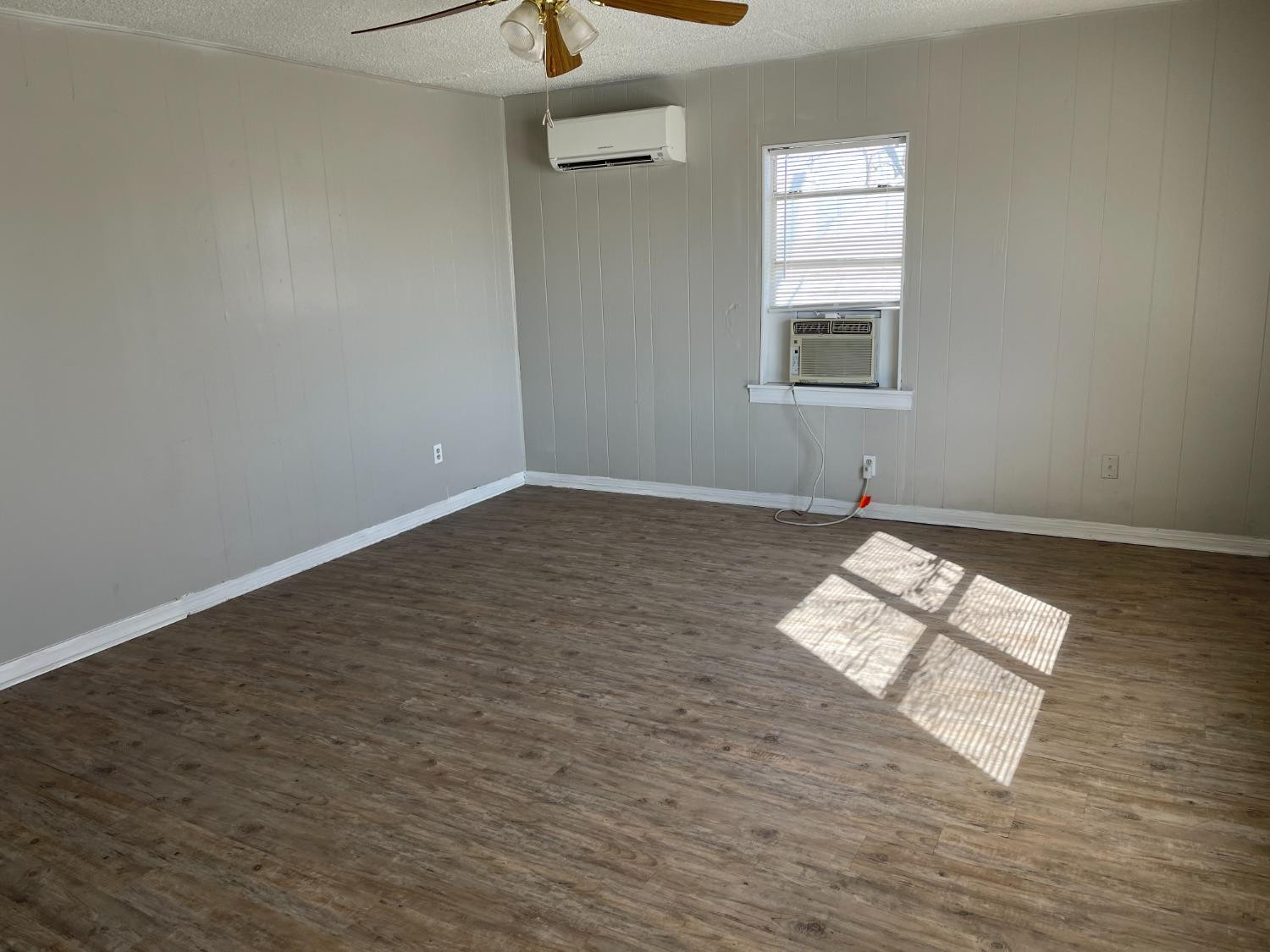 2123 18th Street Lubbock, TX 79401 - Photo 12 of 16 Photo 12