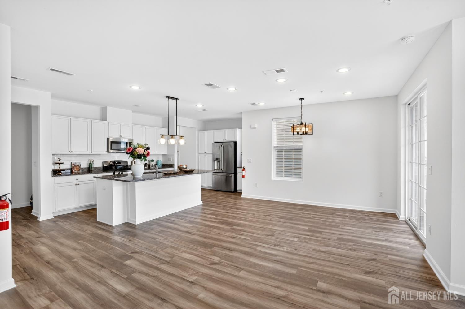 728 Station Road Dunellen, NJ 08812 - Photo 9 of 51