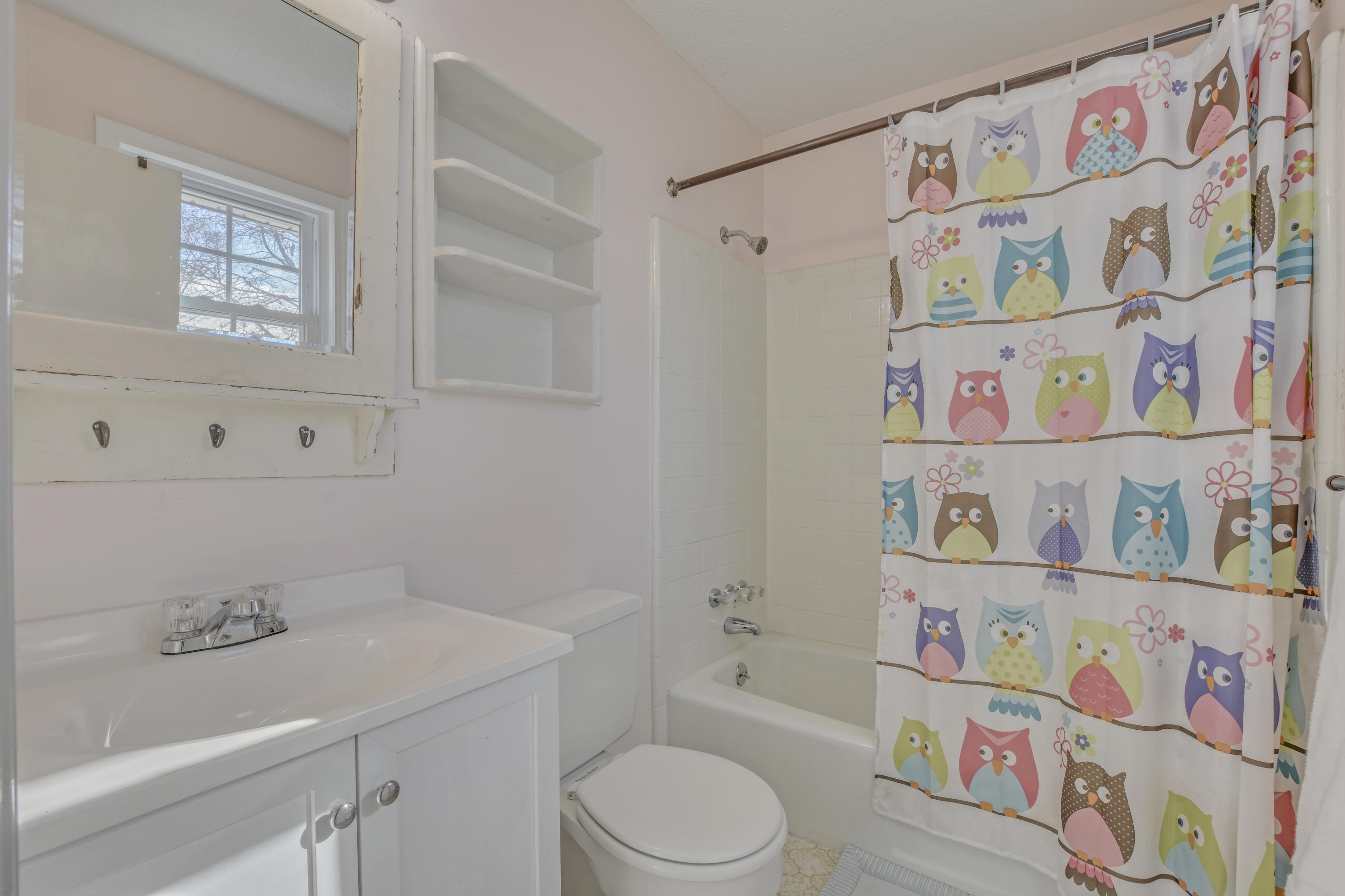 708 Beauregard Road Summerville, SC 29486 - Photo 22 of 37 4