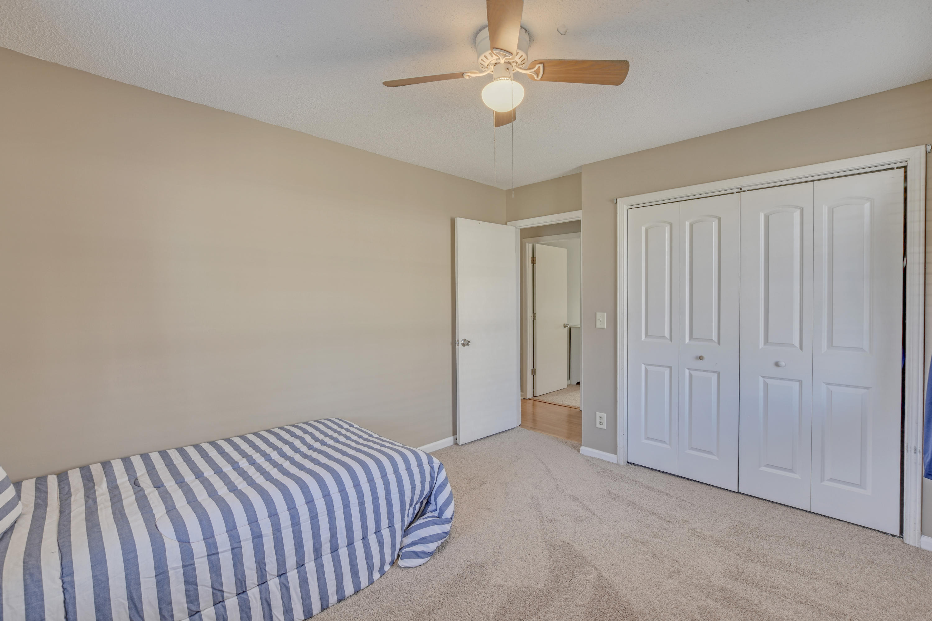708 Beauregard Road Summerville, SC 29486 - Photo 24 of 37 6