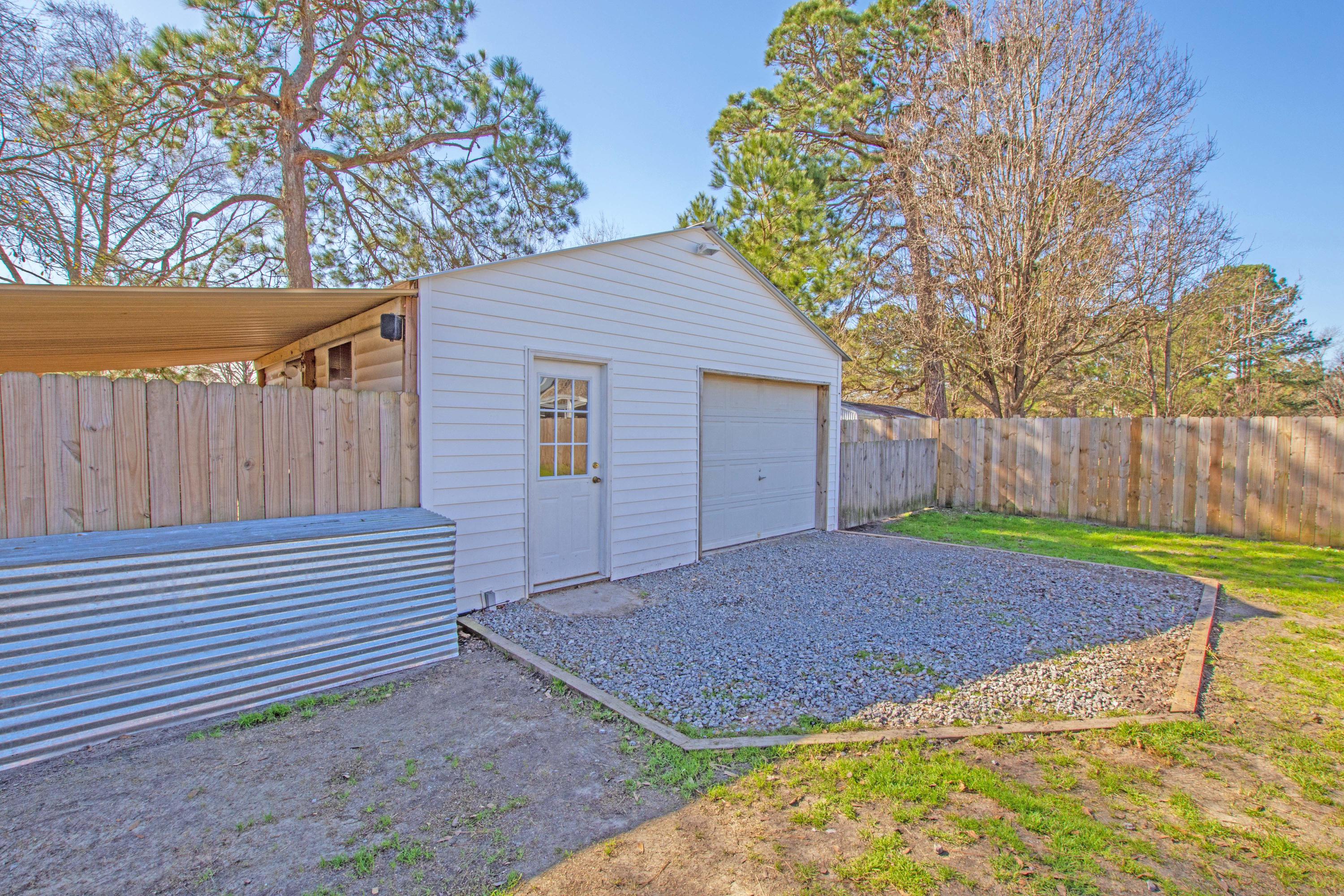 708 Beauregard Road Summerville, SC 29486 - Photo 35 of 37 0-2