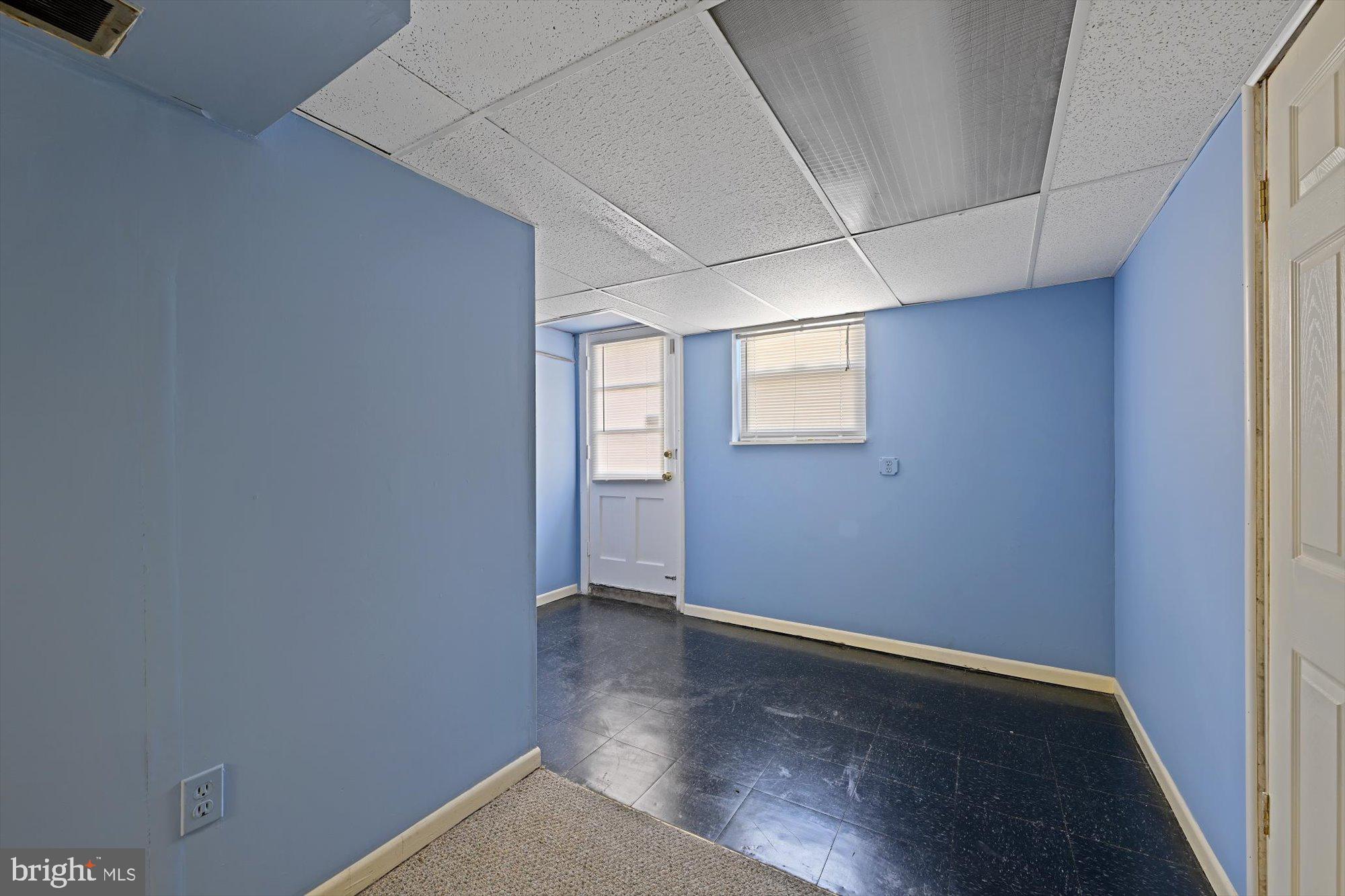 551 Brisbane Road Baltimore, MD 21229 - Photo 12 of 37