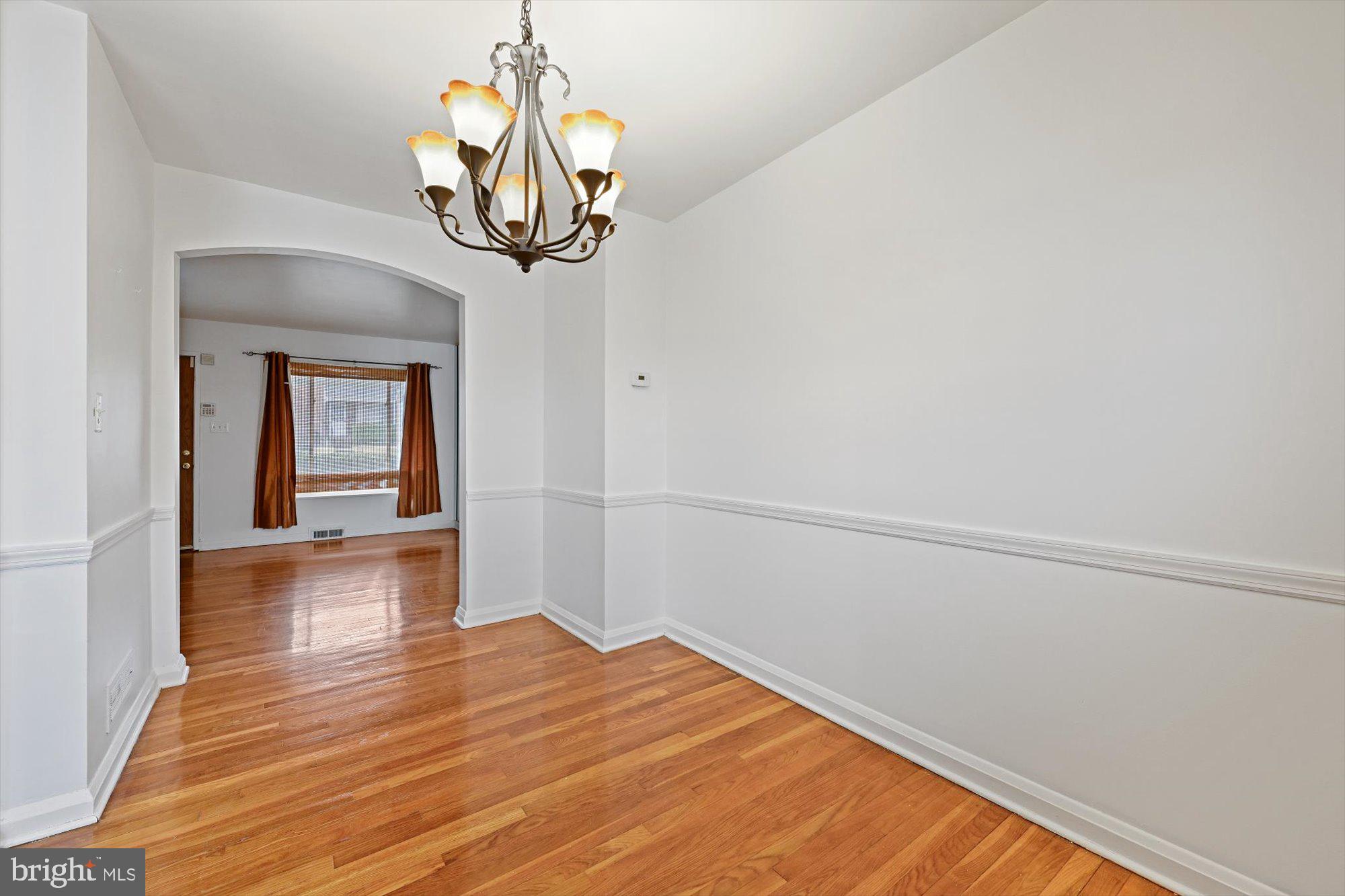 551 Brisbane Road Baltimore, MD 21229 - Photo 18 of 37