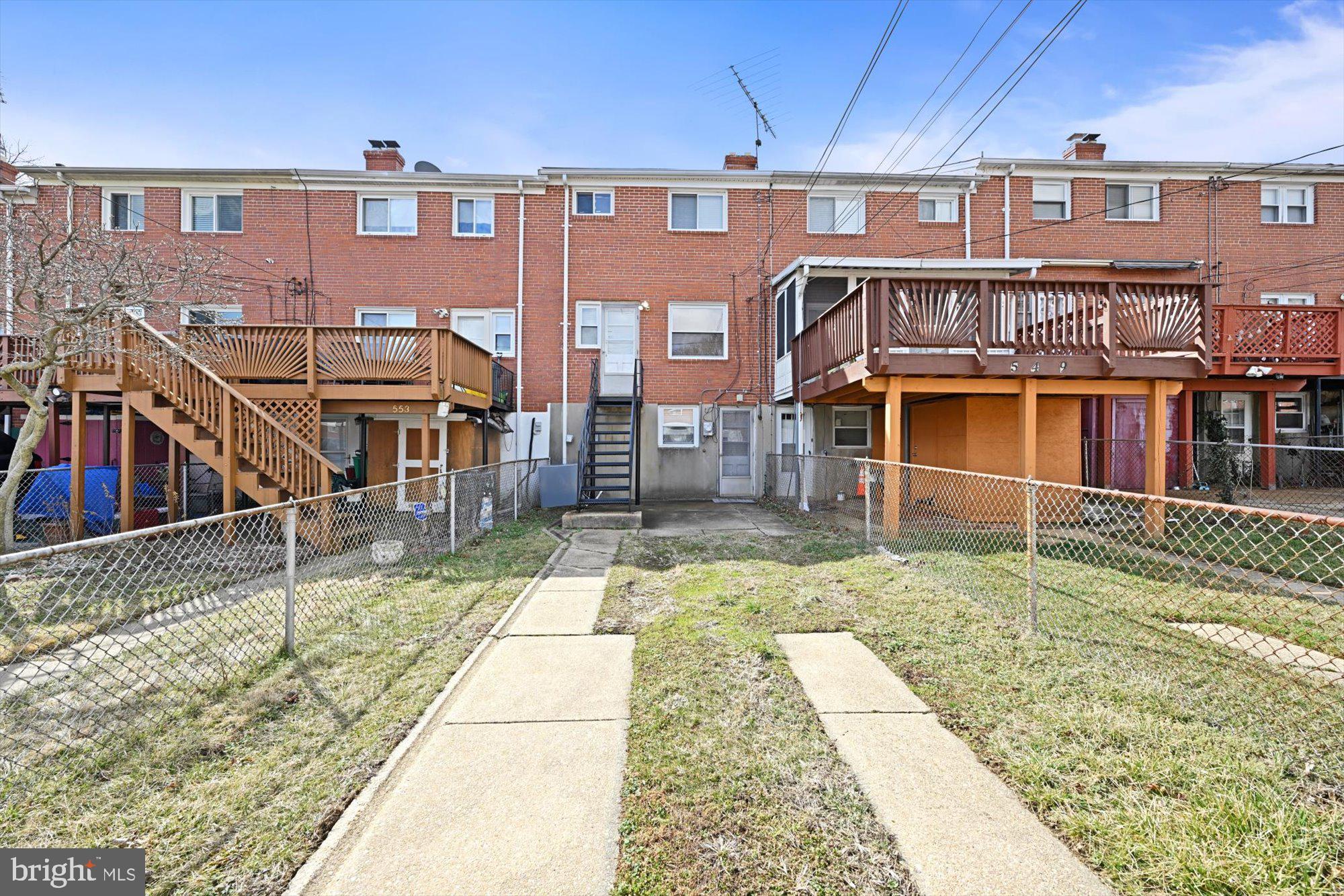 551 Brisbane Road Baltimore, MD 21229 - Photo 30 of 37 Off Street Parking