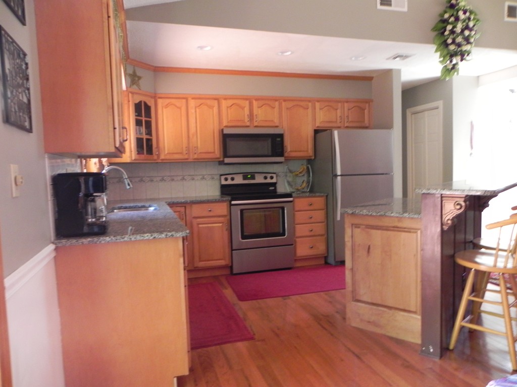 110 Sawmill Road West Springfield, MA 01089 - Photo 3 of 23