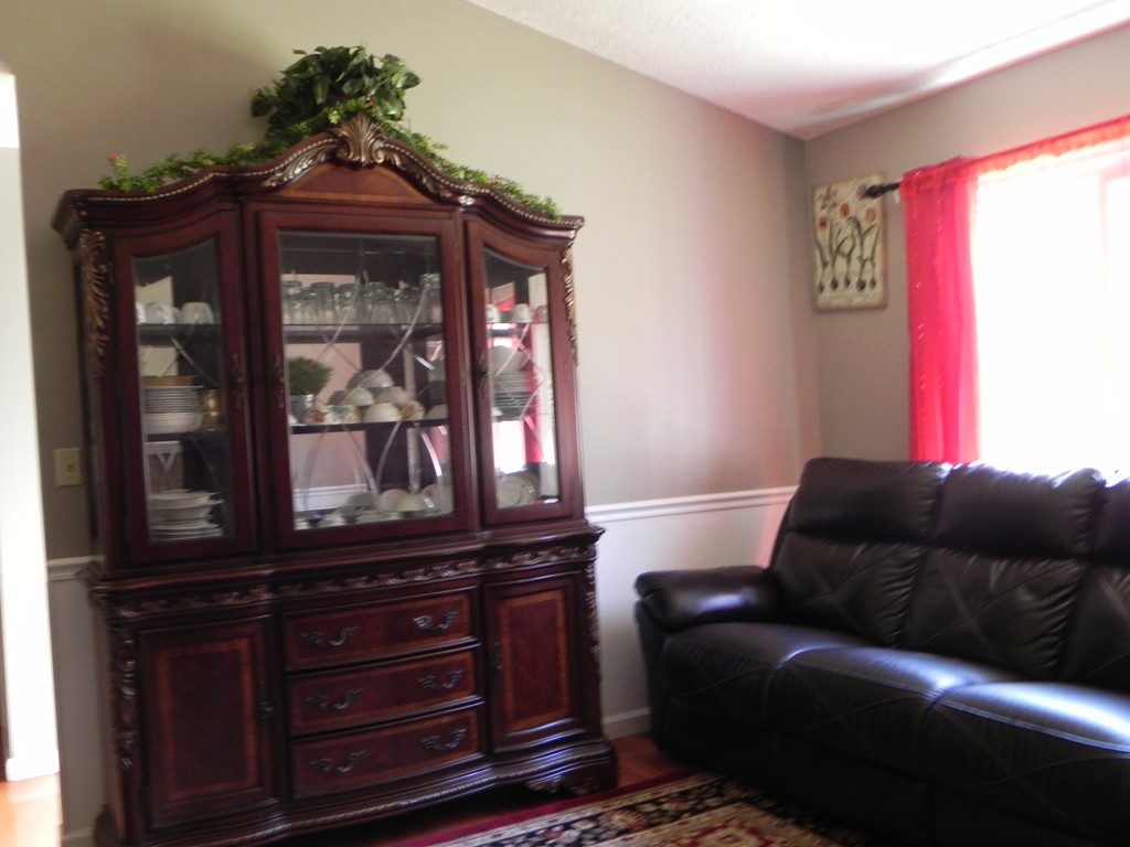 110 Sawmill Road West Springfield, MA 01089 - Photo 8 of 23
