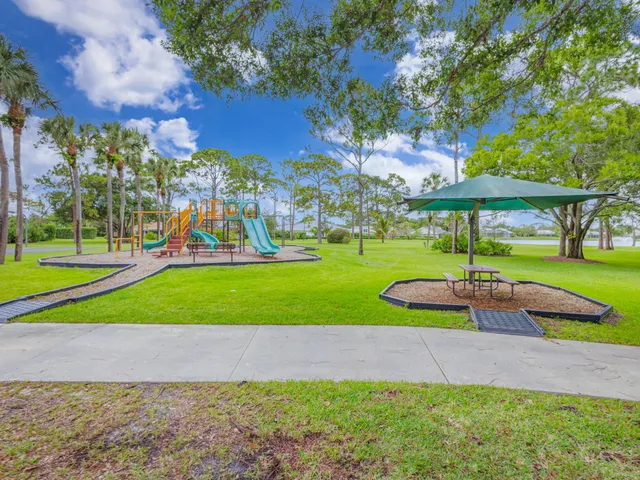 $1,795,000 | 12854 Touchstone Place, Palm Beach Gardens, FL 33418