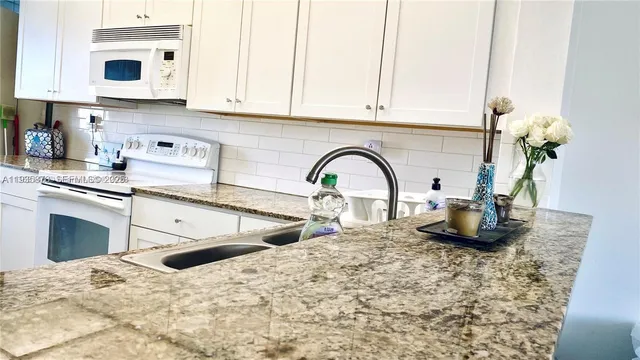 $2,500 | 2931 Southwest 87th Terrace, Unit 1923, Davie, FL 33328