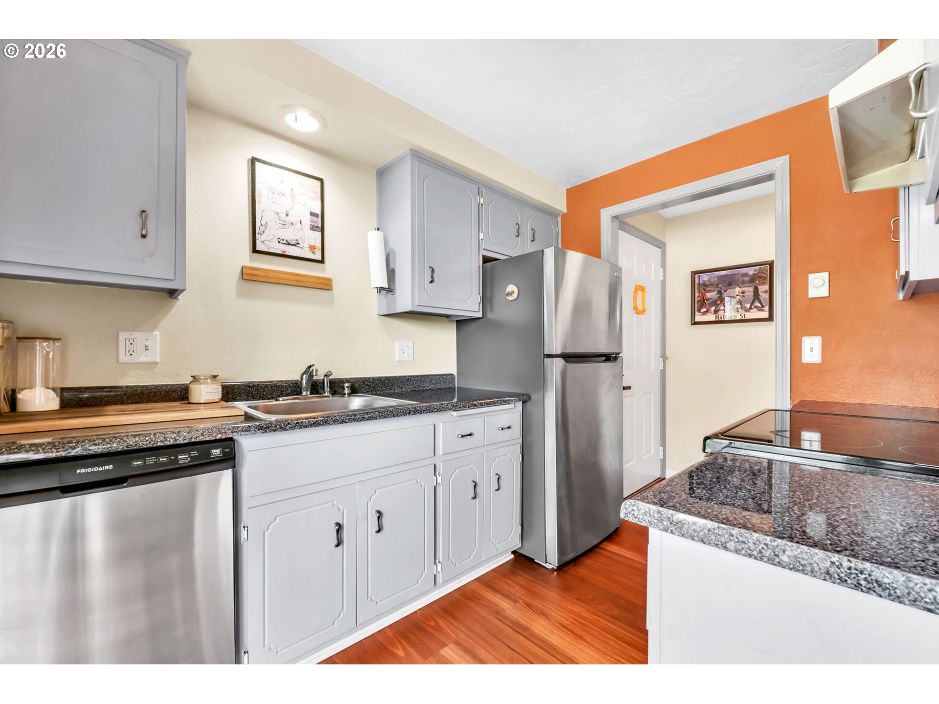 1255 City View Street Eugene, OR 97402 - Photo 9 of 23