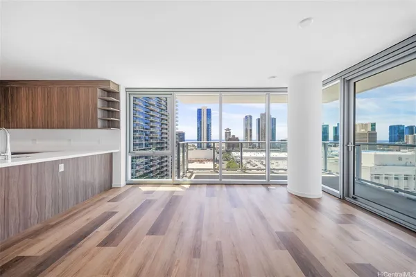 $4,100 | 1515 Liona Street, Unit 1800, Honolulu, HI 96814