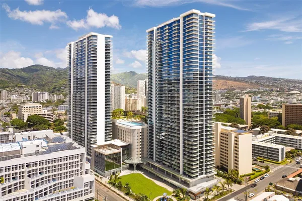$4,100 | 1515 Liona Street, Unit 1800, Honolulu, HI 96814