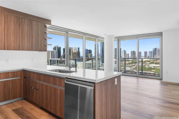 $4,100 | 1515 Liona Street, Unit 1800, Honolulu, HI 96814