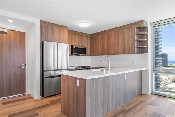 $4,100 | 1515 Liona Street, Unit 1800, Honolulu, HI 96814