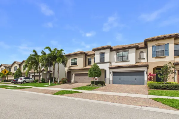 $3,400 | 4534 San Fratello Circle, Lake Worth, FL 33467