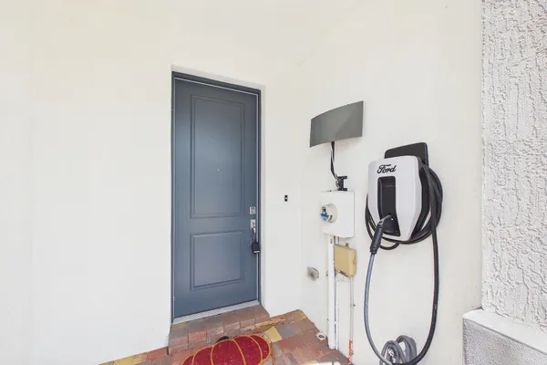 $3,400 | 4534 San Fratello Circle, Lake Worth, FL 33467