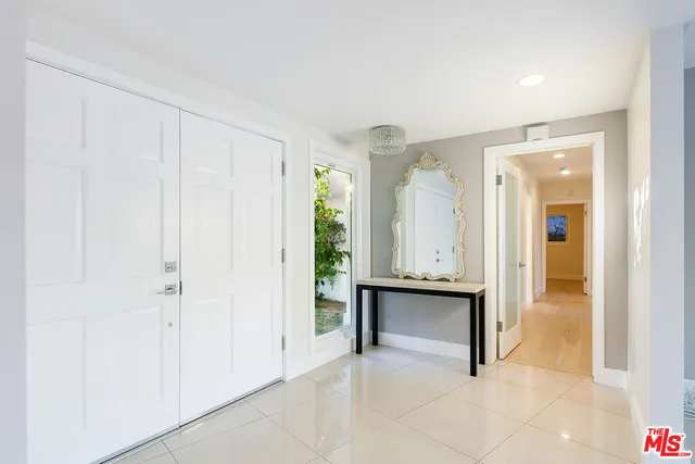 $11,950 | 826 North Tigertail Road, Los Angeles, CA 90049