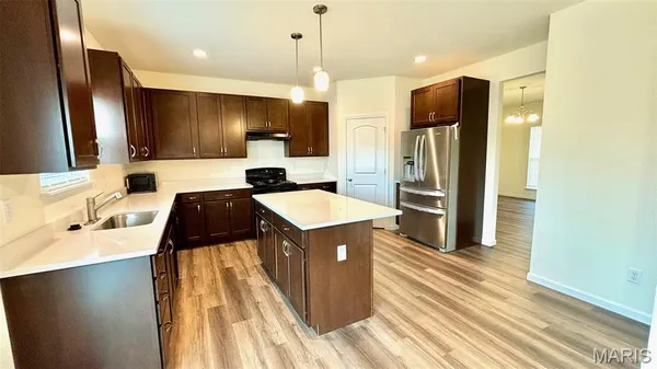 $2,875 | 714 Switchgrass Drive, Wentzville, MO 63385