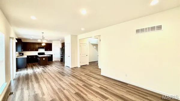 $2,875 | 714 Switchgrass Drive, Wentzville, MO 63385