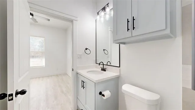 $2,300 | 4867 North Oakland Lane, Bryan, TX 77808