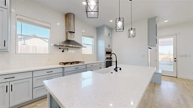 $2,300 | 4867 North Oakland Lane, Bryan, TX 77808