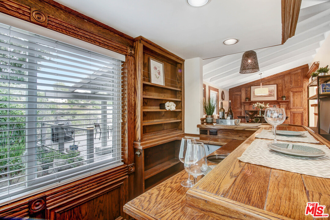 9558 Inspiration Way Tujunga, CA 91042 - Photo 14 of 27 Gallery Image 14