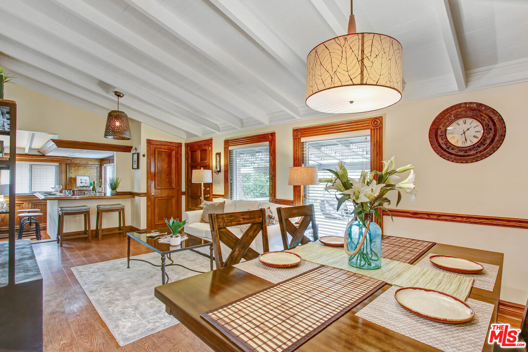 9558 Inspiration Way Tujunga, CA 91042 - Photo 9 of 27 Gallery Image 9