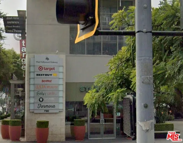 $1,950 | 922 North Hudson Avenue, Unit 1, Los Angeles, CA 90038