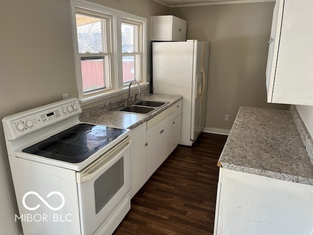 2114 Poplar Street Anderson, IN 46012 - Photo 8 of 18