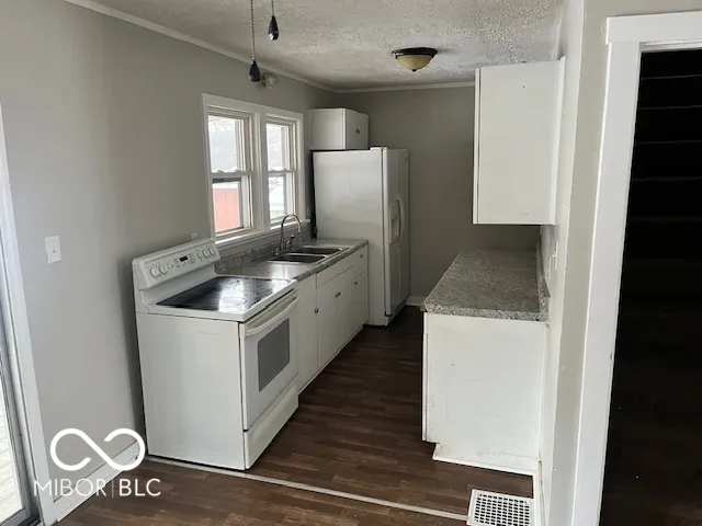 $89,900 | 2114 Poplar Street, Anderson, IN 46012