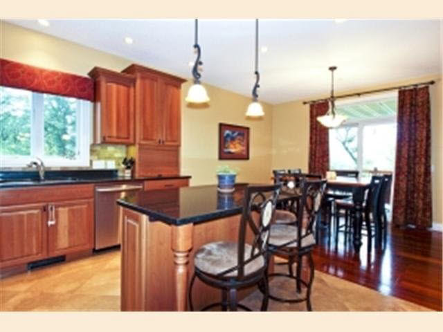 5158 Southwood Lane Southwest Rochester, MN 55902 - Photo 4 of 29 Gallery Image 4