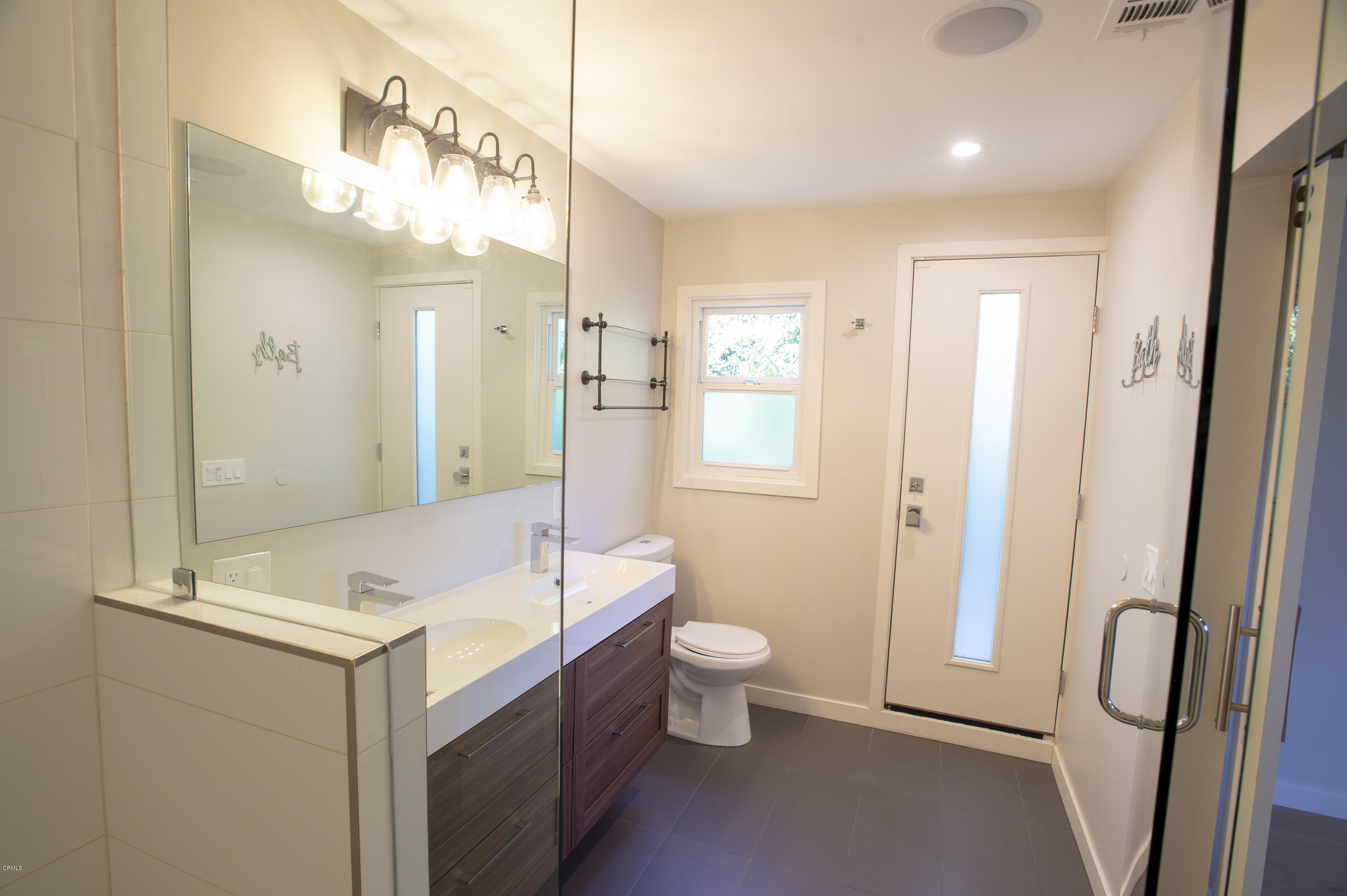 595 Avocado Avenue Pasadena, CA 91107 - Photo 14 of 27 _SLG7408