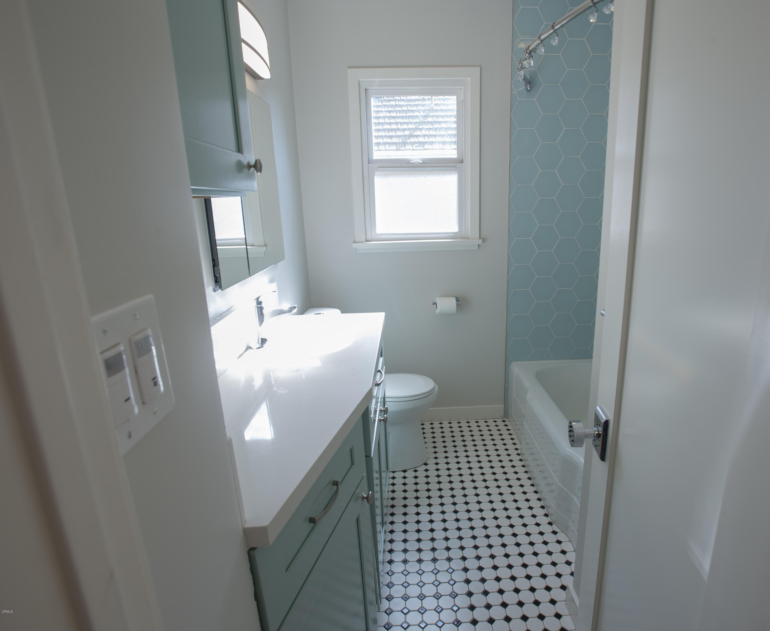 595 Avocado Avenue Pasadena, CA 91107 - Photo 20 of 27 _SLG7435