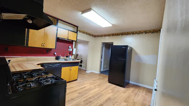 $84,000 | 121 North Elm Street, Wellington, KS 67152