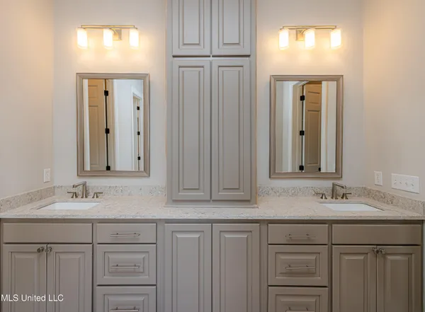 $784,000 | 130 West Florida Boulevard North, Madison, MS 39110