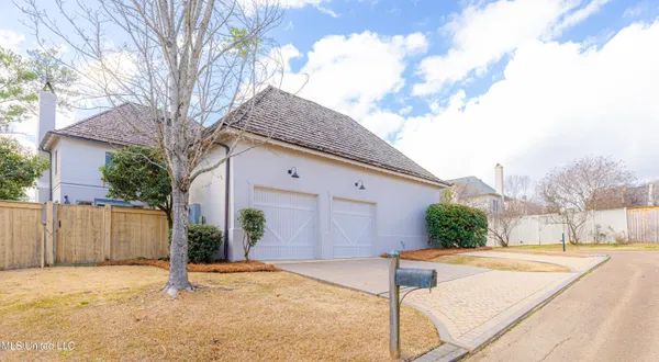 $784,000 | 130 West Florida Boulevard North, Madison, MS 39110