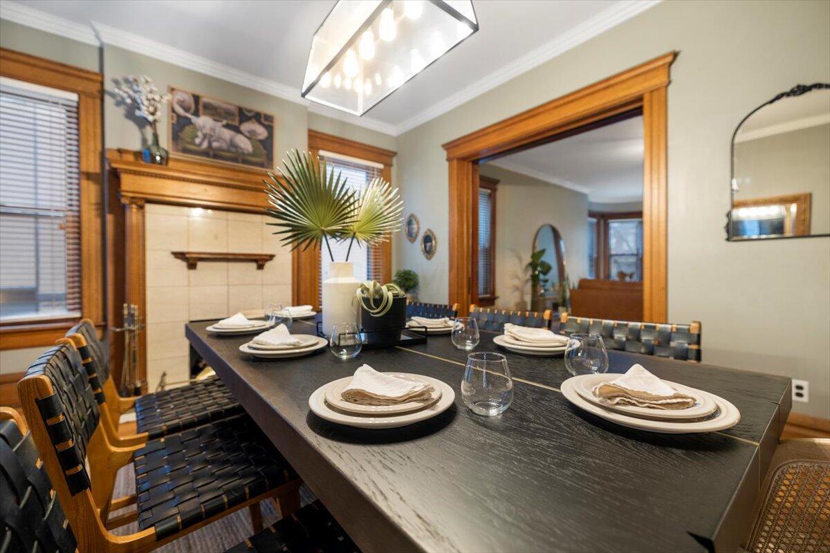 1062 Bryden Road Columbus, OH 43205 - Photo 19 of 68 17-Dining Room-1062 Bryden Rd -50