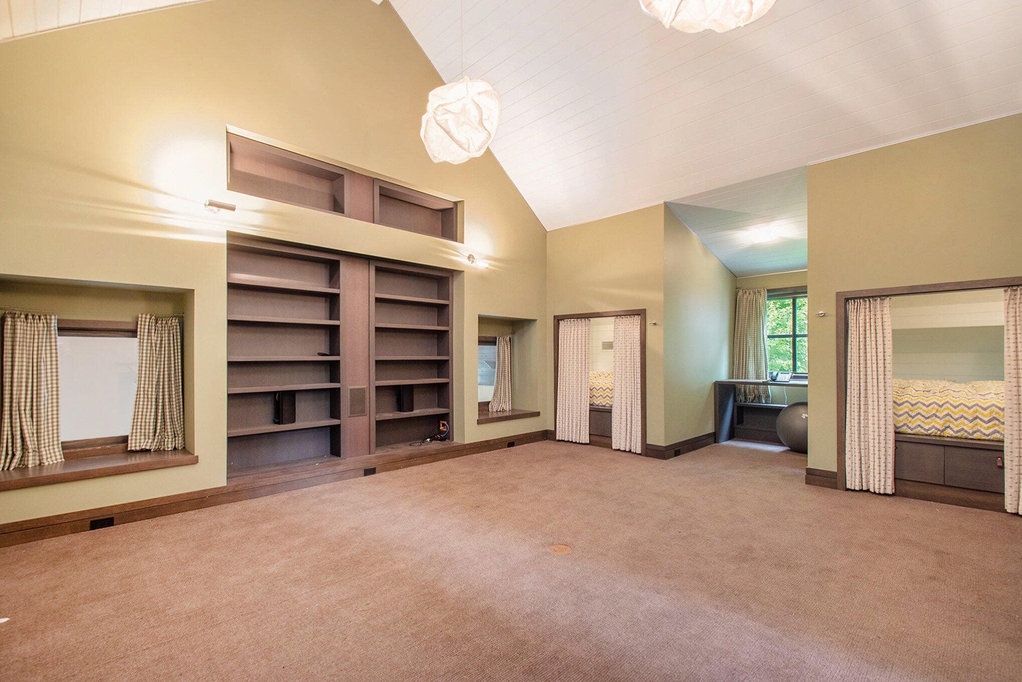 7085 Youngren Road Three Oaks, MI 49128 - Photo 39 of 62 034_file_82