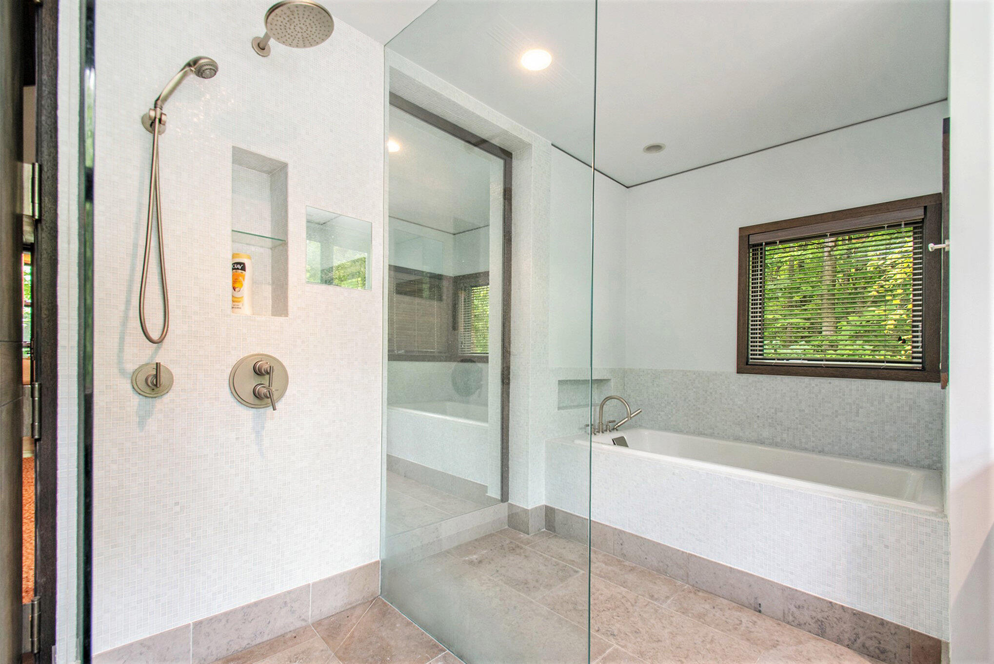7085 Youngren Road Three Oaks, MI 49128 - Photo 10 of 62 040_file_396