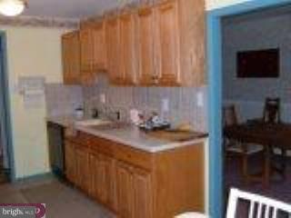 11107 Greiner Road Philadelphia, PA 19116 - Photo 3 of 6 Gallery Image 3