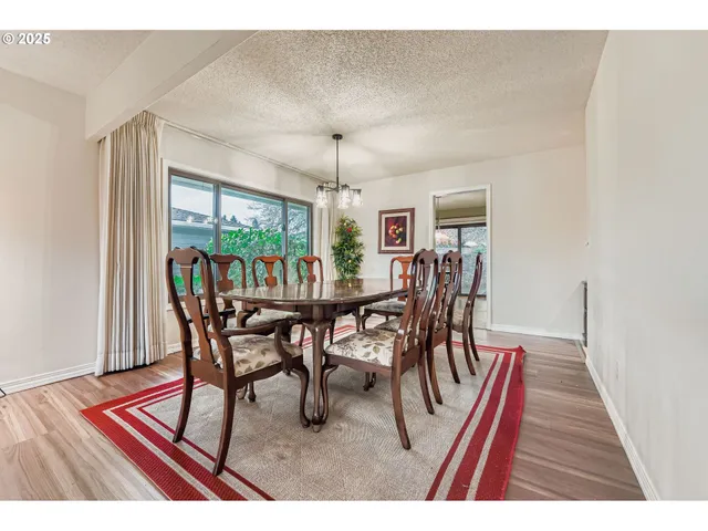 $690,000 | 32655 Southwest Lake Point Court, Wilsonville, OR 97070