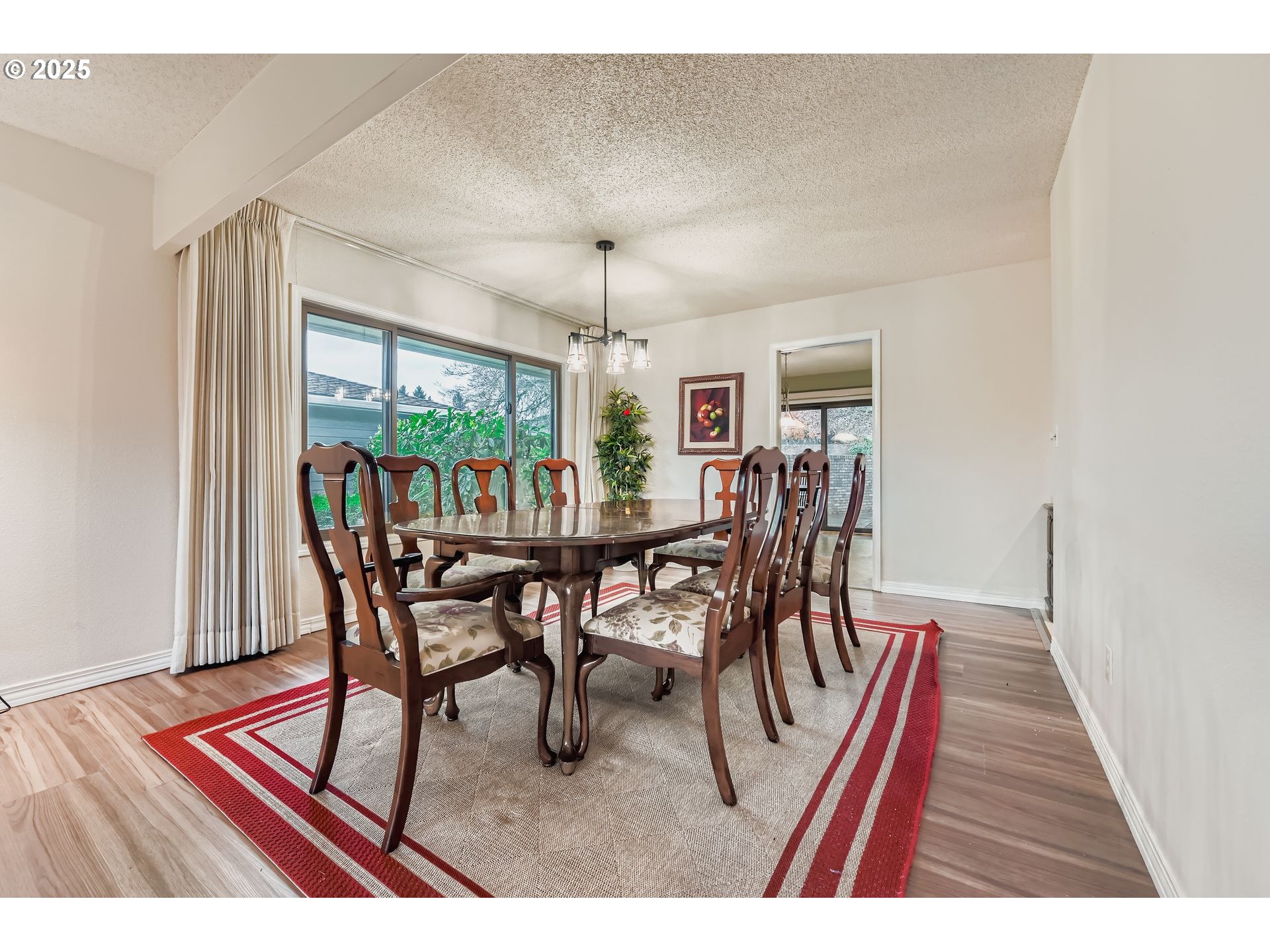 32655 Southwest Lake Point Court Wilsonville, OR 97070 - Photo 11 of 30 Dining Room