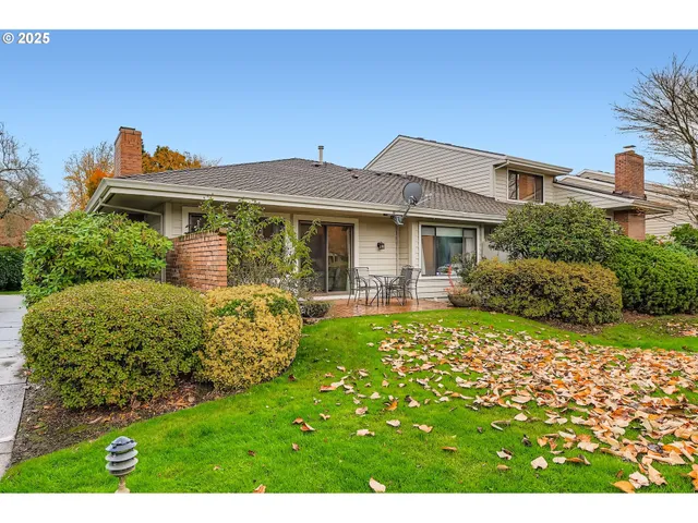 $690,000 | 32655 Southwest Lake Point Court, Wilsonville, OR 97070